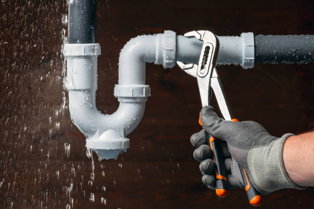 Professional Gas Line Repair technician working in Point Pleasant Beach, NJ
